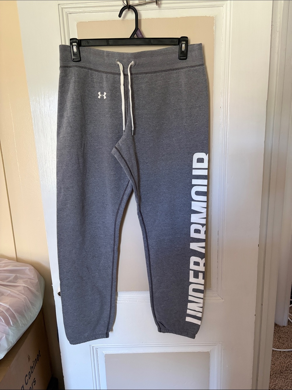 Under‎ Armour Gray Sweatpants with White Logo Side Panel